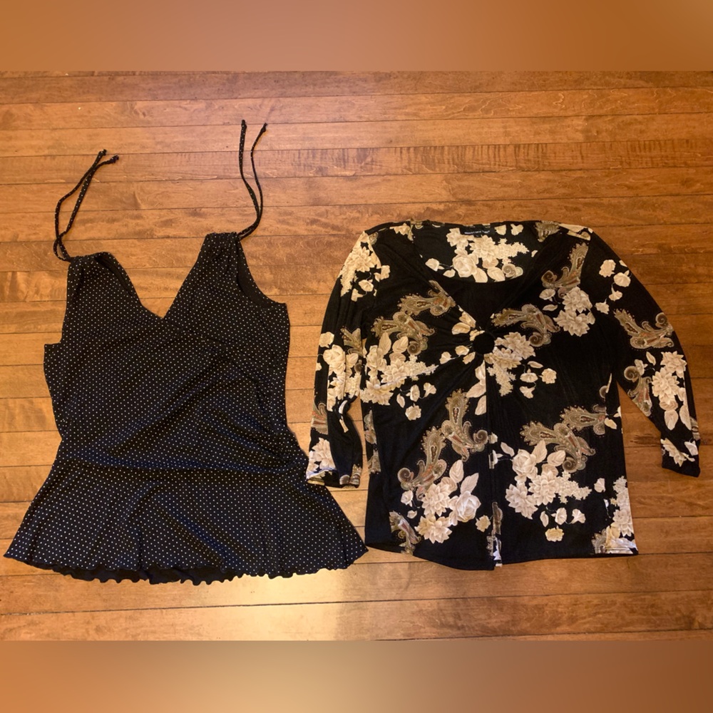 Sleeveless and full sleeve tops  size large  bundle